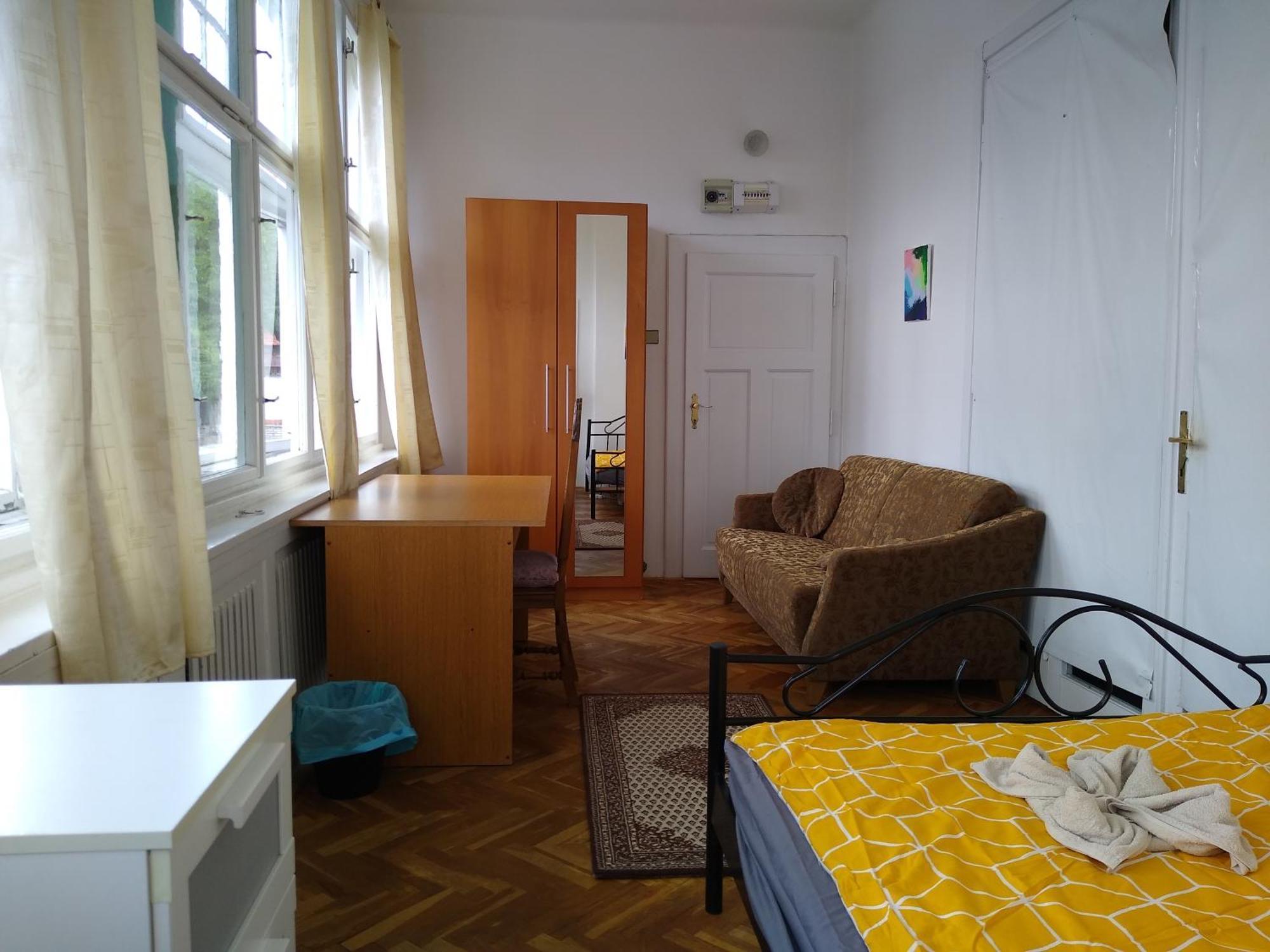 Rooms In Prague-Big+Comfy Εξωτερικό φωτογραφία