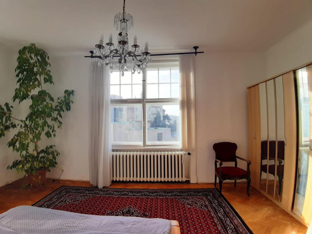 Rooms In Prague-Big+Comfy Εξωτερικό φωτογραφία