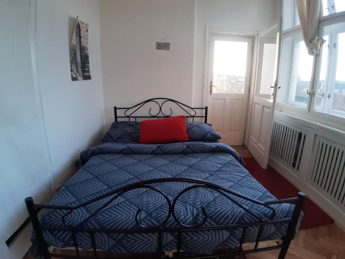 Rooms In Prague-Big+Comfy Εξωτερικό φωτογραφία